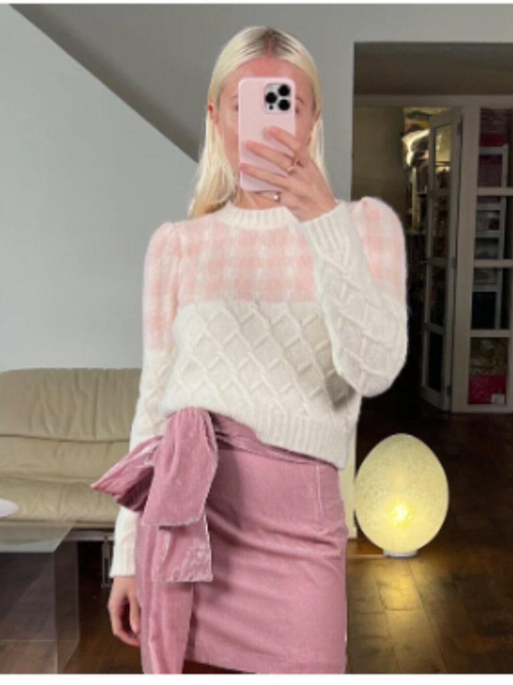 Bernadette "Leon" Pullover in Pink/Ivory, size Medium (fits size Small)